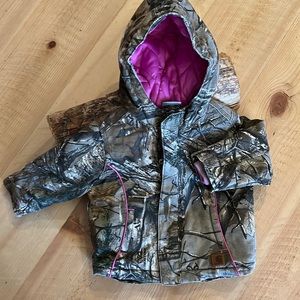 ❄️ EUC - CARHARTT Winter Purple and Camo Jacket!